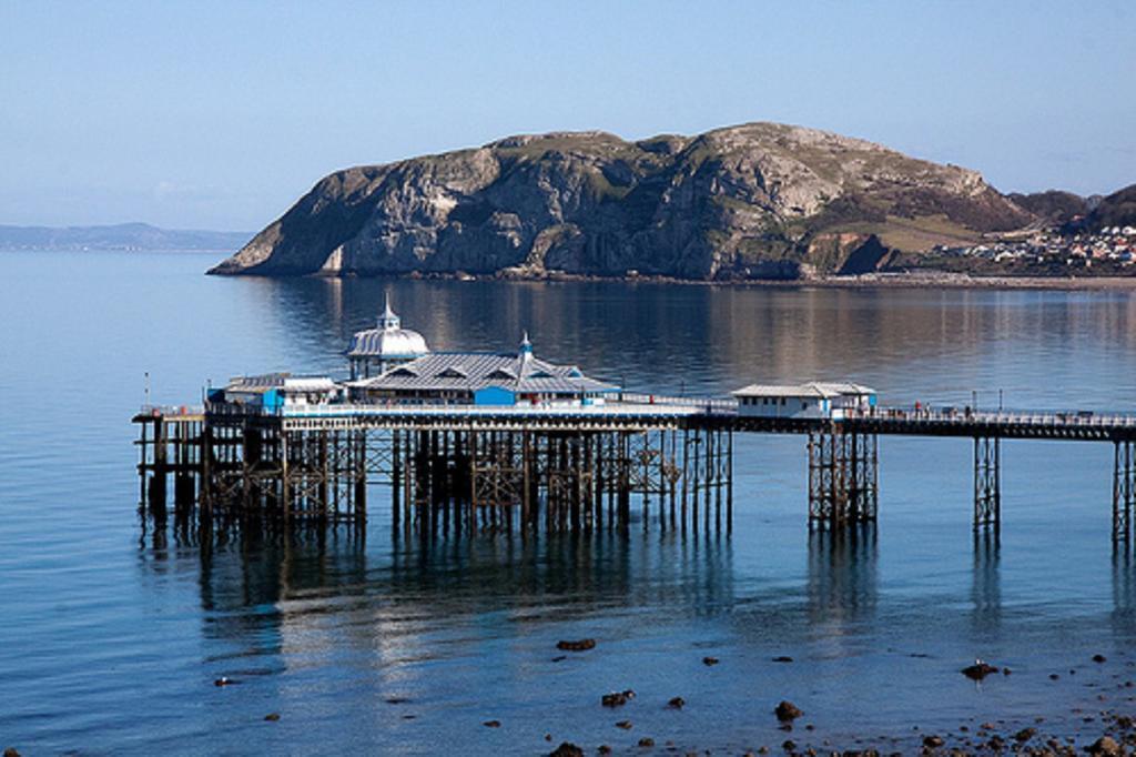 Bed and Breakfast Abbey House Llandudno Exterior foto